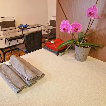 Sehr Ruhiger Ort Apartment